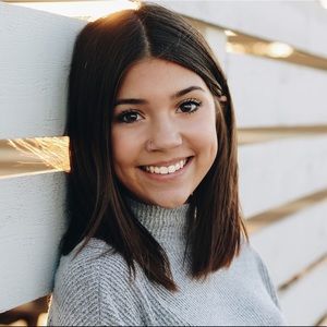 Meet your Posher, Reese